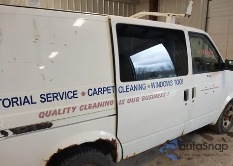 2005 Chevrolet Astro из США, поврежденный, VIN 1GCDM19X45B107706